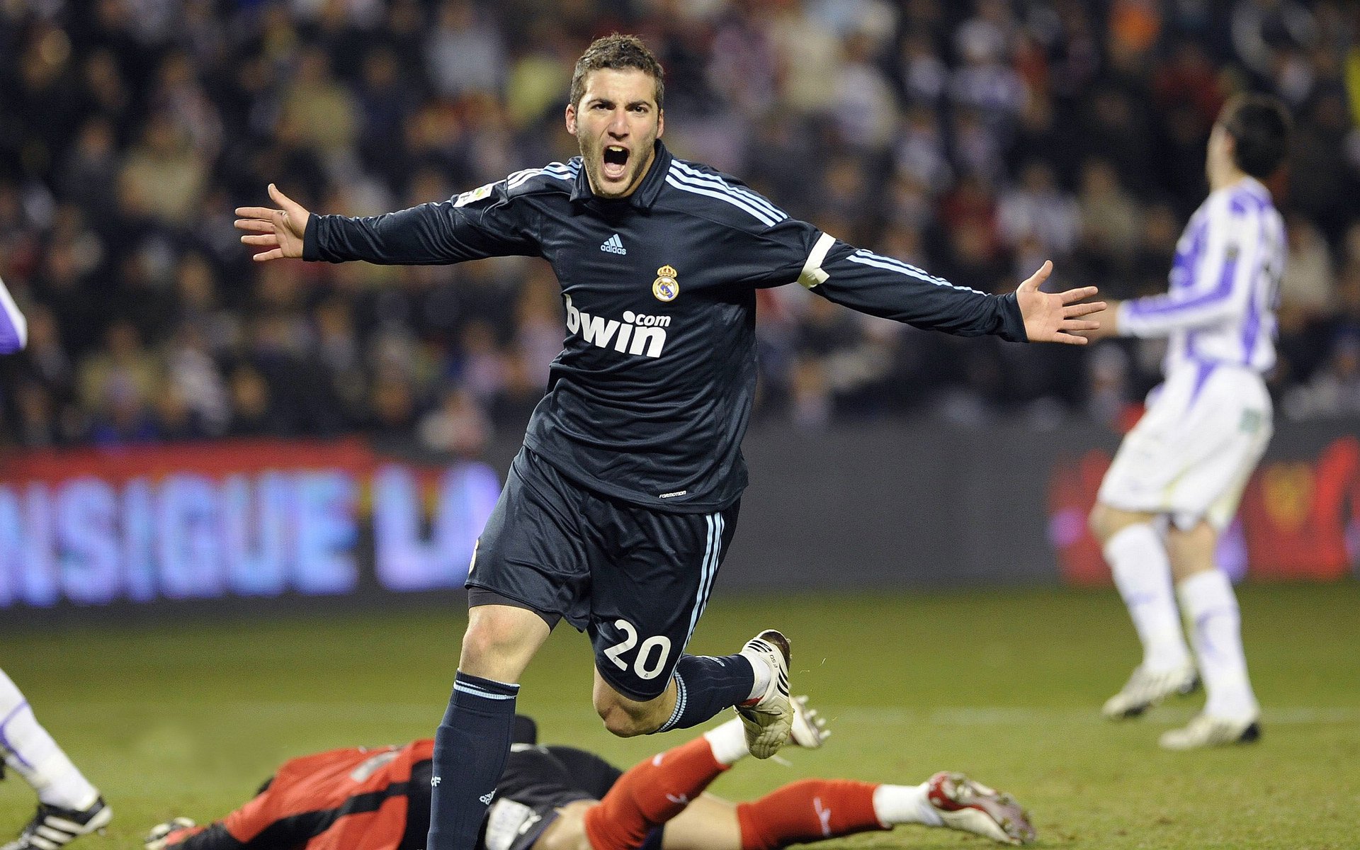 西班牙中场核心：我们配得上决赛舞台，西班牙中场球员有哪些